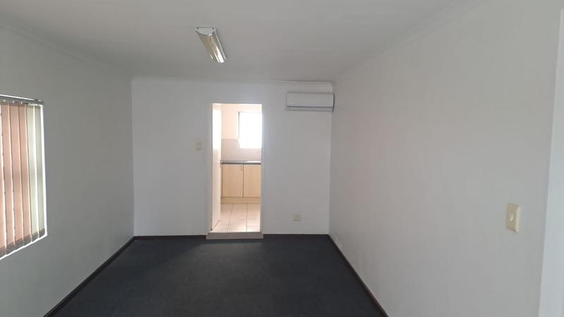 To Let Commercial Property for Rent in Newton Park Eastern Cape